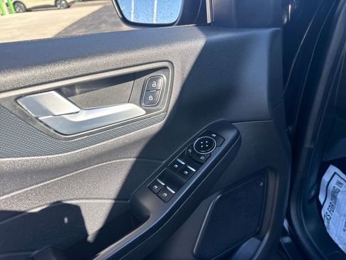 Used 2023 Ford Escape ST-Line image 27