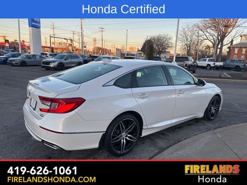 Used 2022 Honda Accord Touring image 5