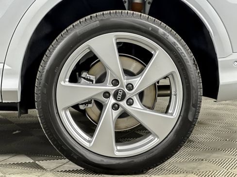New 2025 Audi Q5 Premium Plus image 22