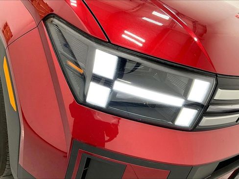 Certified 2025 Hyundai Santa Fe SEL FWD image 35