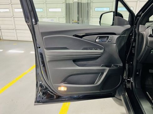 New 2026 Honda Ridgeline Black Edition image 25