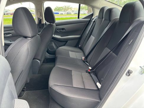 Used 2025 Nissan Sentra SV FWD image 21