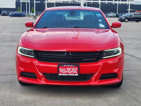 Used 2022 Dodge Charger SXT w/ Leather Interior Group RWD image 2