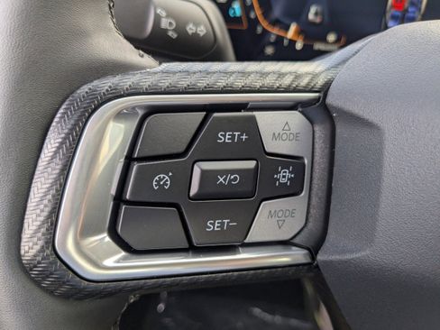 New 2025 Ford Mustang Coupe image 18