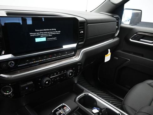 New 2026 Chevrolet Silverado 1500 LTZ w/ LTZ Premium Package image 21