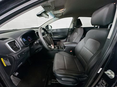 Used 2022 Kia Sportage LX FWD image 13