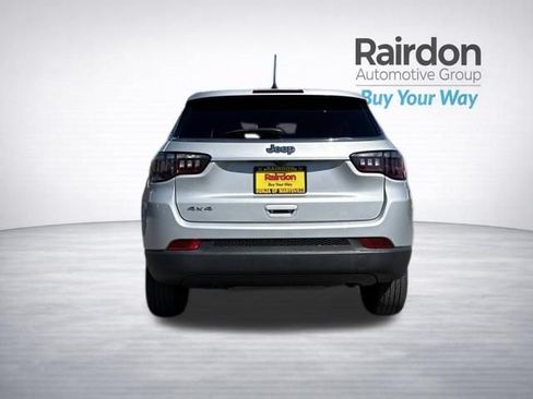 Used 2025 Jeep Compass Sport AWD/4WD image 6