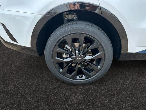 Used 2022 Kia Sorento SX image 5