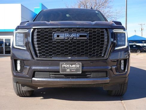 Used 2023 GMC Yukon XL Denali Ultimate image 9