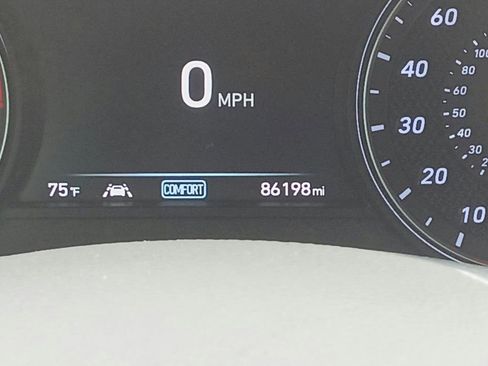Used 2020 Genesis G70 2.0T w/ Elite Package RWD image 25