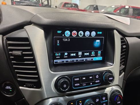 Used 2019 GMC Yukon XL SLT w/ Open Road Package AWD/4WD image 7