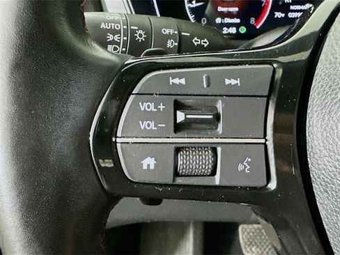 Certified 2023 Honda Pilot TrailSport image 12