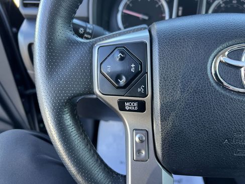 Used 2022 Toyota 4Runner Limited image 20