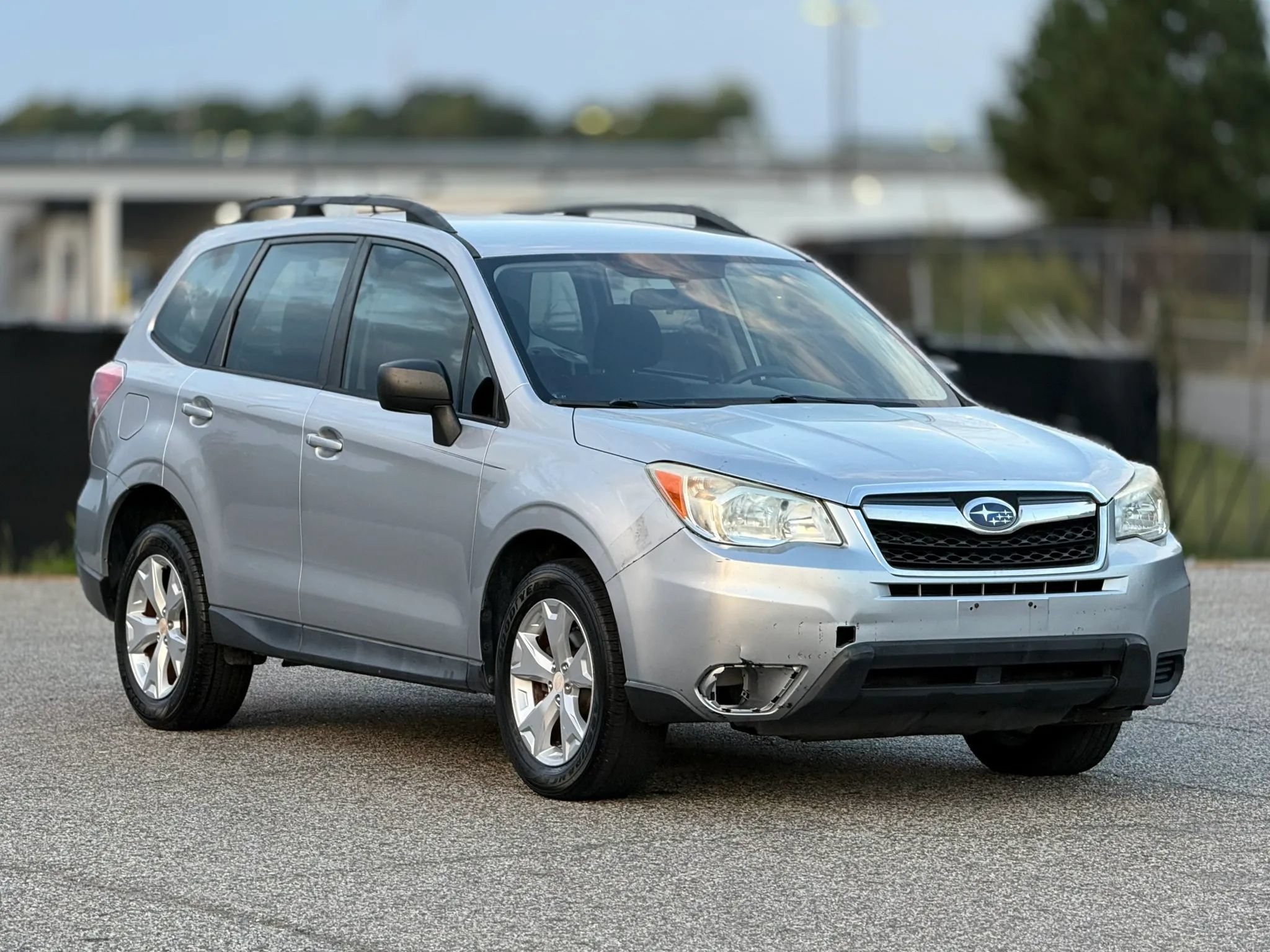 Used 2015 Subaru Forester 2.5i w/ Alloy Wheel Package AWD/4WD image 1