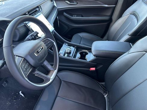 New 2025 Jeep Grand Cherokee L Limited w/ Luxury Tech Group II image 7