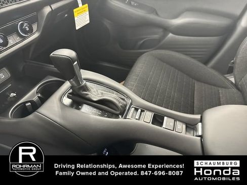 Used 2026 Honda HR-V LX image 18