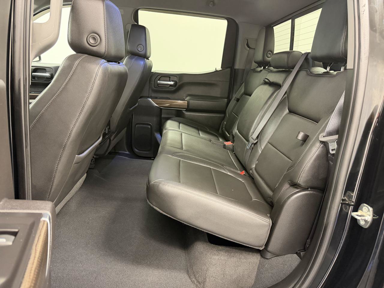 Used 2019 Chevrolet Silverado 1500 RST w/ All-Star Edition AWD/4WD image 8