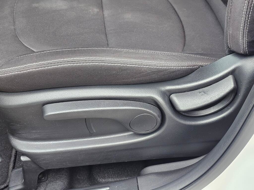 Used 2019 Kia Soul FWD image 23