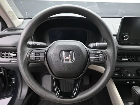 Certified 2025 Honda Accord SE image 10