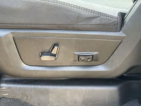 Used 2024 RAM 3500 Big Horn image 32