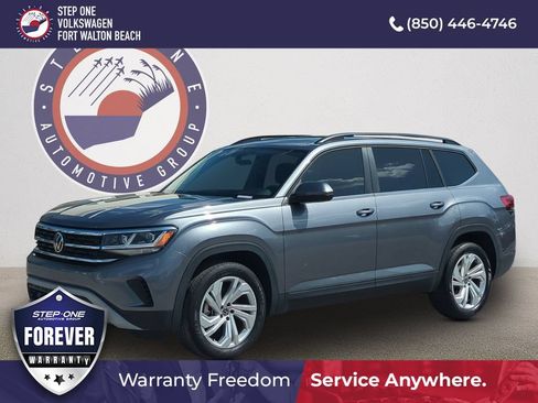 Used 2023 Volkswagen Atlas SE w/ Panoramic Sunroof Package FWD image 1
