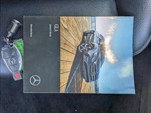 Used 2019 Mercedes-Benz GLA 250 4MATIC image 25