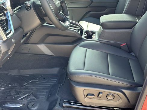 New 2026 GMC Canyon Elevation w/ Convenience Package RWD image 15