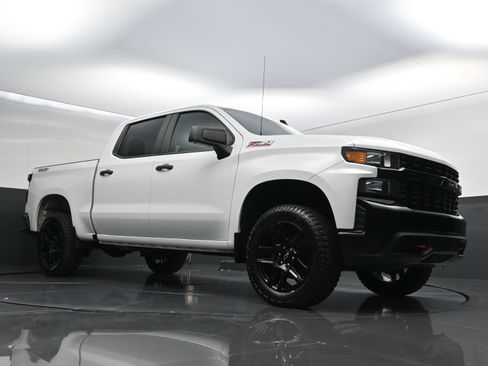 Used 2022 Chevrolet Silverado 1500 Custom Trail Boss w/ LPO, Dark Essentials Package AWD/4WD image 34