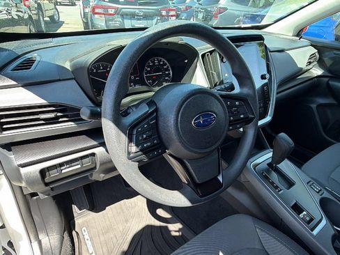 Used 2025 Subaru Crosstrek 2.5i Premium AWD/4WD image 31
