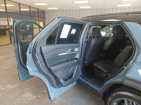 New 2025 Ford Explorer ST w/ Sun And Sound Package image 15