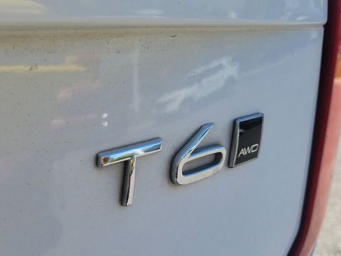 Used 2019 Volvo XC90 T6 Momentum w/ Protection Package Premier image 6