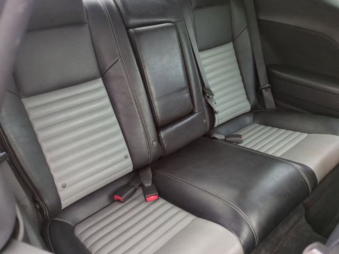 Used 2009 Dodge Challenger R/T image 19