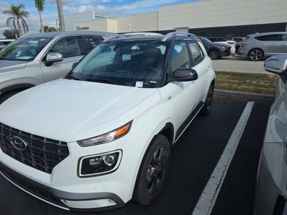 Used 2025 Hyundai Venue Limited