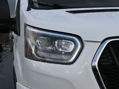 Used 2023 Ford Transit 350 XLT image 10