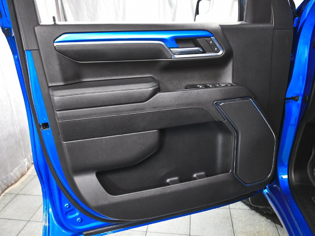 Used 2023 Chevrolet Silverado 1500 LT Trail Boss AWD/4WD image 10