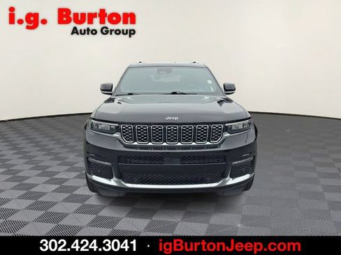 Used 2024 Jeep Grand Cherokee L Summit AWD/4WD image 2