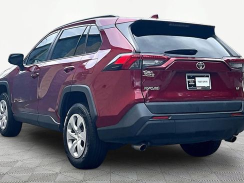 Used 2019 Toyota RAV4 LE FWD image 12
