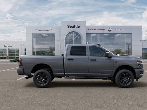 New 2026 RAM 2500 Tradesman AWD/4WD image 22