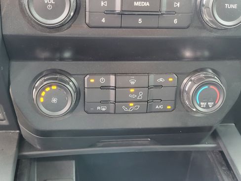 Used 2020 Ford F150 XL w/ Equipment Group 101A Mid AWD/4WD image 23