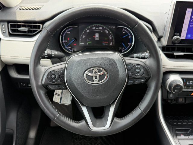 Used 2023 Toyota RAV4 XLE Premium AWD/4WD image 12