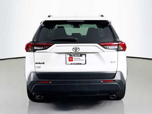 Certified 2020 Toyota RAV4 XLE Premium image 6