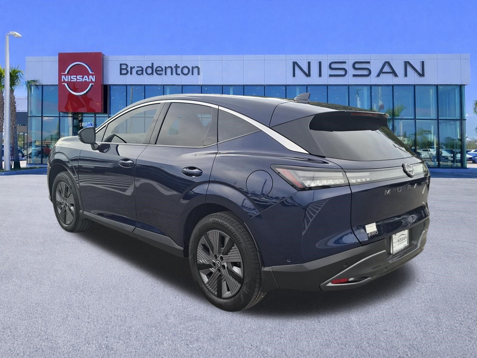 Certified 2025 Nissan Murano SL w/ Cargo Package AWD/4WD image 7