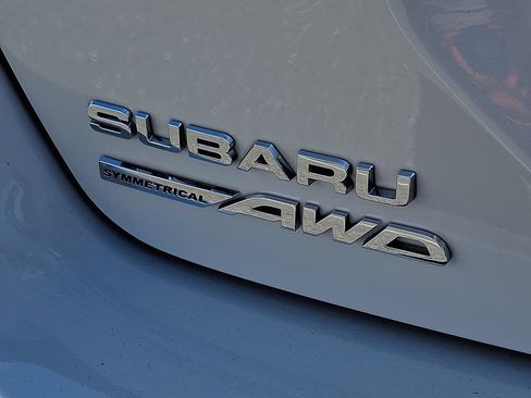 Certified 2025 Subaru Crosstrek 2.5i Premium AWD/4WD image 30