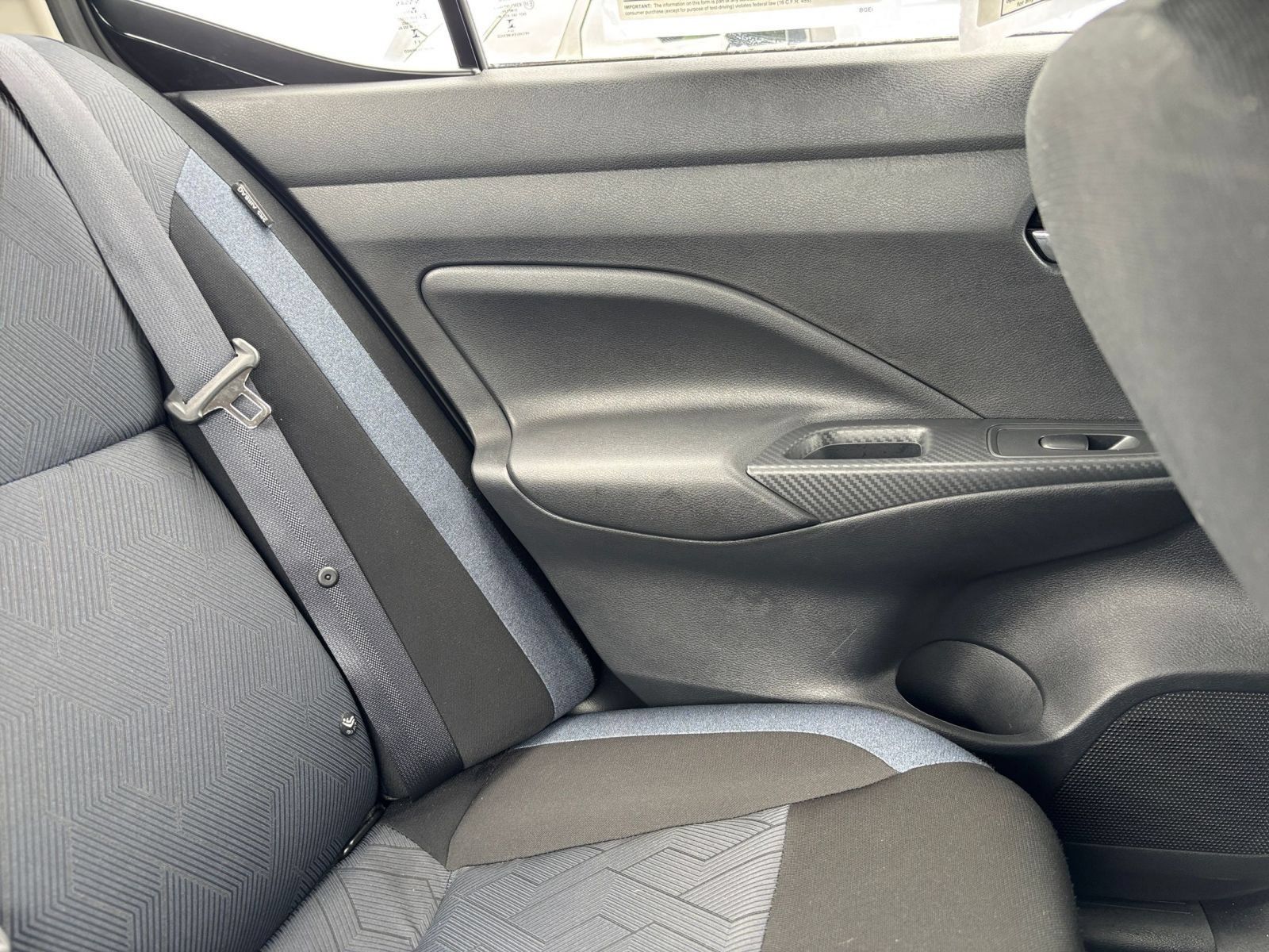 Used 2025 Nissan Versa SV FWD image 34