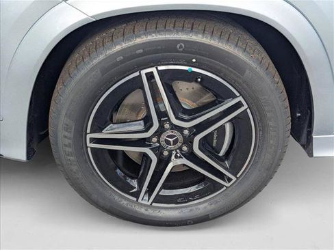 New 2025 Mercedes-Benz GLE 580 4MATIC image 9