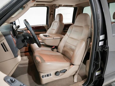 Used 2005 Ford F350 4x4 Crew Cab DRW Super Duty image 10