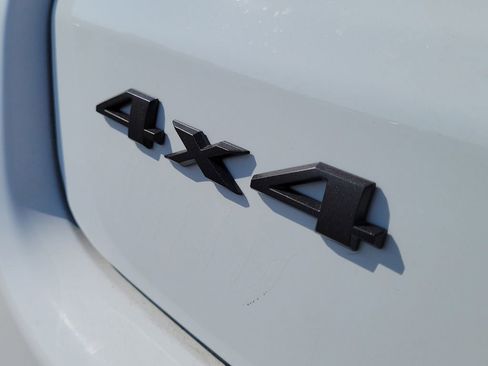 New 2026 Jeep Compass Limited image 8