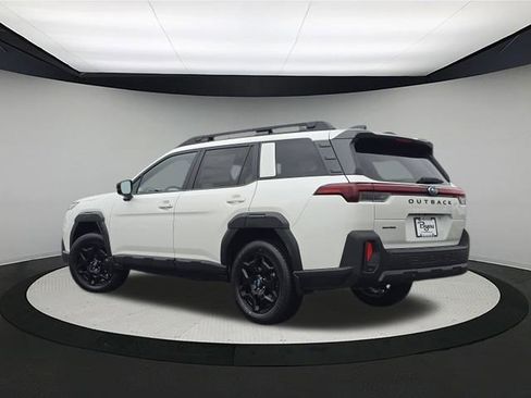 New 2026 Subaru Outback Limited image 5