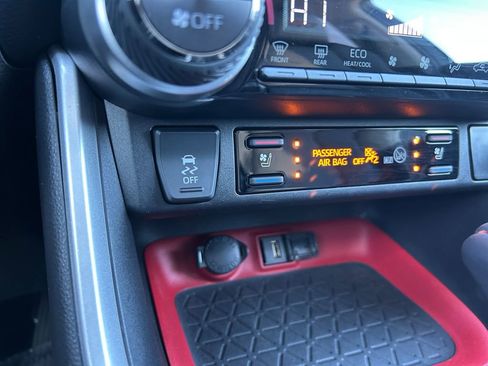 Used 2022 Toyota RAV4 TRD Off-Road image 37