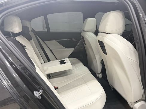 Used 2025 BMW i5 xDrive40 w/ M Sport Package image 49